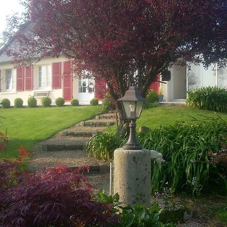 Chambres D'Hotes Kergollay Lanhouarneau Exterior photo